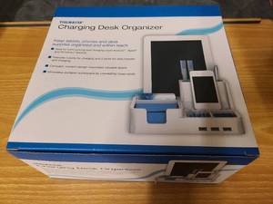 lot 238 image: MM Steelmaster Charging Desk Organizer