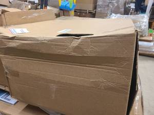 lot 43 image: Big Box of Loosly packed new toilet paper