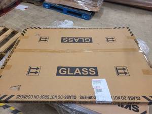lot 49 image: 4x3 Glass Calendar Board