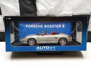 lot 5 image: Autoart Performance Porsche Boxster S 118th Scale Die Cast Car