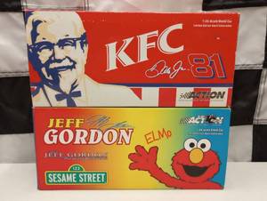 lot 81 image: Action 124th Scale Die Cast Cars