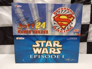 lot 86 image: Action 124th Scale Die Cast Cars