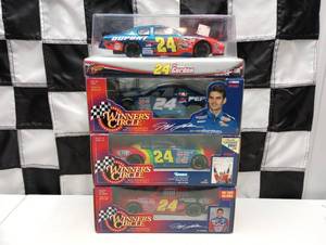 lot 90 image: Action Winners Circle Jeff Gordon #24 124th Scale Die Cast Cars