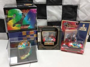 lot 113 image: Assorted Jeff Gordon Racing Memorabilia