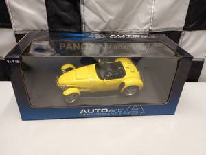 lot 161 image: Autoart Performance Panoz AIV Roadster118th Scale Die Cast Car