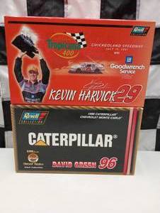 lot 187 image: Revell 124th Scale Die Cast Cars