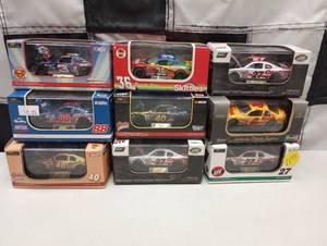 lot 189 image: Revell 164th Scale Die Cast Cars