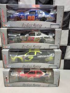 lot 209 image: Team Caliber 124th Scale Die Cast Cars