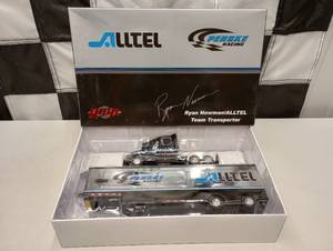 lot 246 image: gmp Penske Racing Ryan Newman Alltel Transporter 164th Scale Die Cast