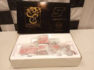lot 249 image: Owners Elite #9 Kasey Kahne #9 Dodge Dealers Transporter Bank 164th Scale Die Cast