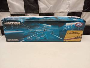 lot 282 image: Action Shirley Muldowney Milestones Top Fuel Dragster124th Scale Die Cast