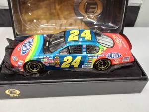 lot 288 image: Action Elite Jeff Gordon #24 DuPont  Retro Rainbow 124trh Scale Die Cast Car