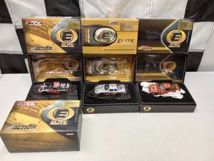 lot 304 image: Action Elite 164trh Scale Die Cast Car
