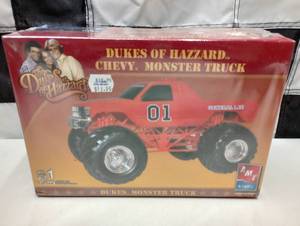 lot 310 image: Dukes Of Hazard Monster Truck 125th Scale Model Kit