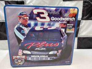 lot 312 image: Revell Dale Earnhardt #3 Goodwrench 124th Scale Model Kit With Collector Tin