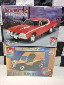 lot 321 image: Ertl AMT 125th Scale Model Kits