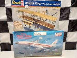 lot 324 image: Revell & Minicraft  Model Kits