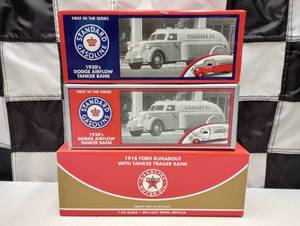 lot 333 image: Ertl Cast Coin Banks
