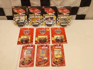lot 370 image: Assorted  Racing Champions 164th Scale Die Cast Cars