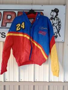lot 391 image: Chase Authentics XL Jeff Gordon Insulated Jacket