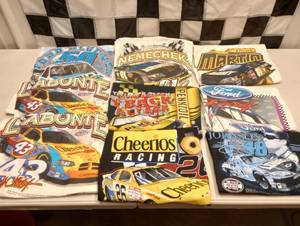 lot 408 image: Assorted Adult Large Nascar T-Shirts