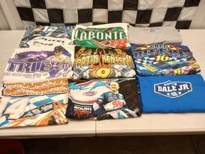 lot 410 image: Assorted Adult Large Nascar T-Shirts