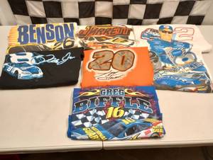 lot 414 image: Assorted Adult X- Large Nascar T-Shirts