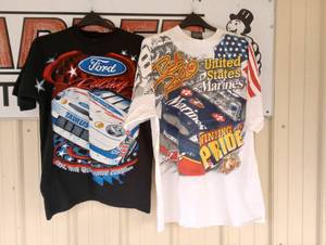 lot 417 image: Adult  Large Nascar T-Shirts