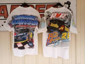 lot 418 image: Adult X- Large Nascar T-Shirts