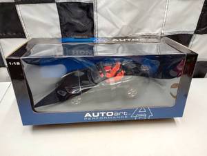 lot 447 image: Autoart Performance Honda S 2000 118th Scale Die Cast Car