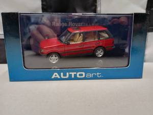 lot 451 image: Autoart Range Rover 4.6 HSE 143rd Scale Die Cast Car