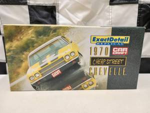 lot 463 image: Exact Detail 1970 Cheap Street Chevelle 118th Scale Die Cast Car