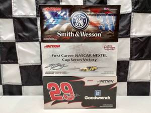 lot 485 image: Action 124th Scale Die Cast Cars