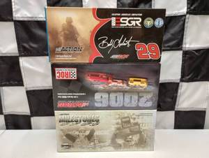 lot 493 image: Action 124th Scale Die Cast Cars