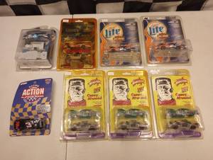 lot 503 image: Action 164th Scale Die Cast Cars