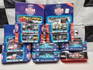 lot 505 image: Action Platinum Series 164th Scale Die Cast Cars