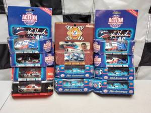 lot 506 image: Action Platinum Series 164th Scale Die Cast Cars