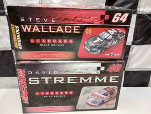 lot 517 image: Action Paint Scheme 124th Scale Die Cast Cars