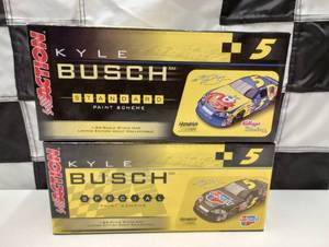 lot 520 image: Action Paint Scheme 124th Scale Die Cast Cars