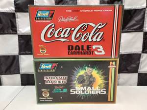 lot 593 image: Revell 124th Scale Die Cast Cars
