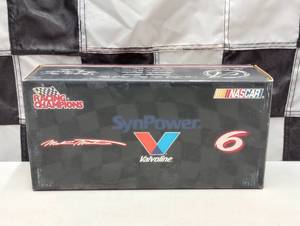 lot 599 image: Racing Champions Mark Martin #6 Valvoline 124th Scale Die Cast Car