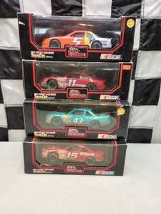 lot 606 image: Racing Champions 124th Scale Die Cast Cars