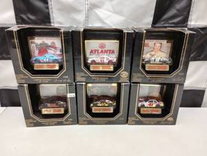 lot 616 image: Racing Champions 164th Scale Die Cast Cars