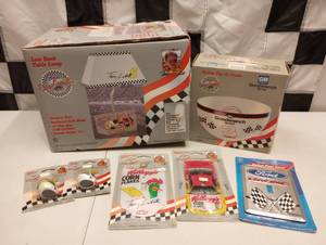 lot 663 image: Nascar Lamp & Lighting Accessories