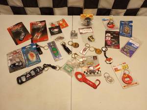 lot 669 image: Assorted Nascar Key Chains