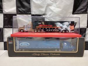 lot 711 image: Transporters Die Cast