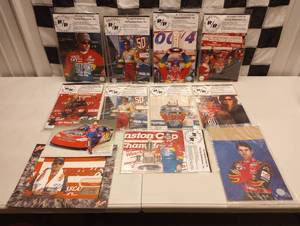 lot 720 image: 12 Assorted Jeff Gordon Photos