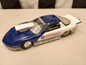 lot 758 image: Action Warren Johnson Gm Performance Parts AUTOGRAPH 124th Scale Die Cast Car