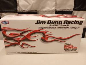 lot 762 image: Racing Champions Tony Bartone CMKX Funny Car 124th Scale