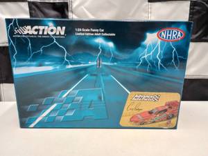 lot 782 image: Action Cruz Pedregon #10 Advance Auto Parts 124th Scale Die Cast Funny Car